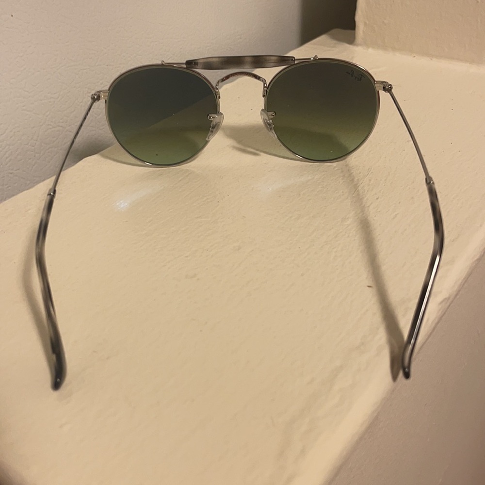 Ray Ban sunglasses - Picture 2 of 3